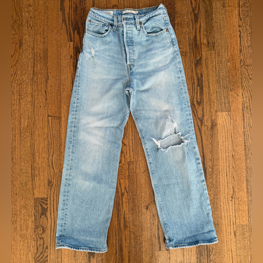 Signature by Levi Strauss Women's Light Blue High Rise Jeans